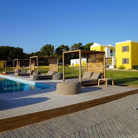 Vip Ξενοδοχείο με διαμερίσματα 4*