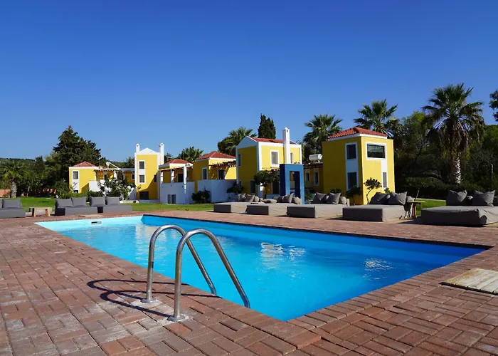 Lägenhetshotell Vip Kástro Tornéze